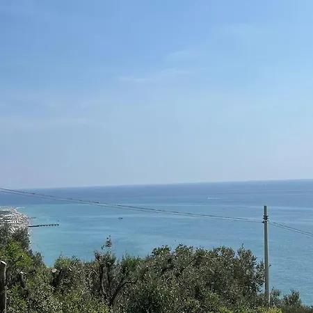 Appartement Vista Mozzafiato Sull'isola Gallinara Alassio
